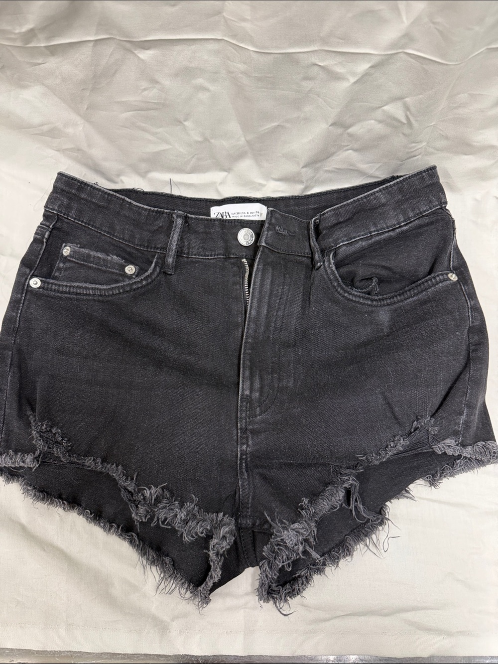 Zara Black Distressed Frayed-Hem Denim Shorts